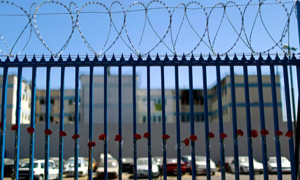 La peur du tsunami, cinq prisons au Chili seront évacuées