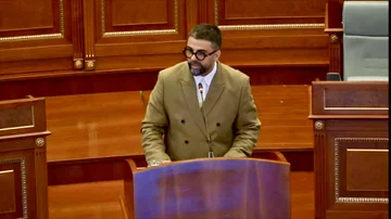 La campagna di coffin-doctrine serba di Albin Kurti