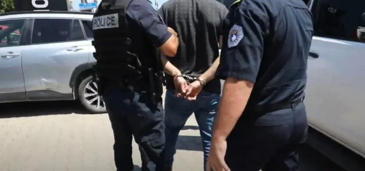 Baptême à Pec: Ils ont environ 3 kg de drogues, d'armes à feu et d'argent.