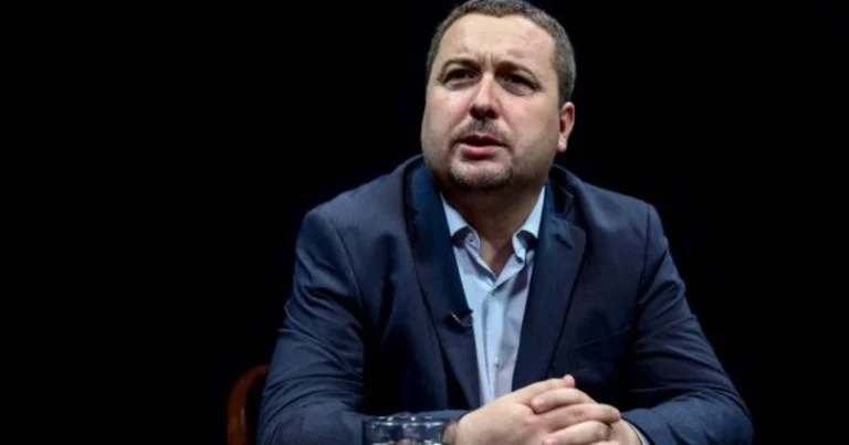 Latifi: Jo Donika Gërvalla, por 200 mijë Donika Gërvalla biri këtu, nuk kryejnë punë