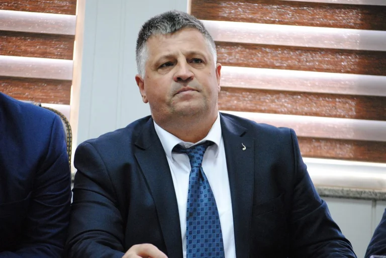 Haradinaj: Specialja sulmoi bazën e UÇK-së, së shpejti nisim peticionin për zhbërjen e saj
