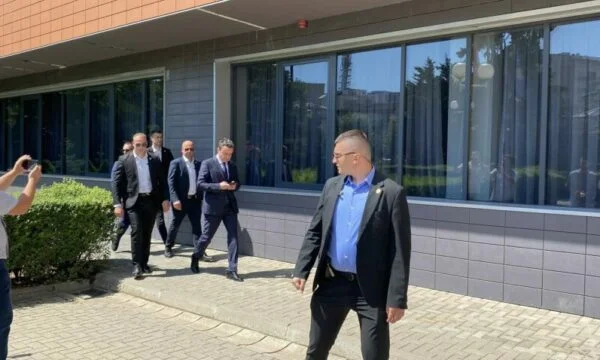 “A is compatible with the” Initiative, Kurti sút responded to journalists