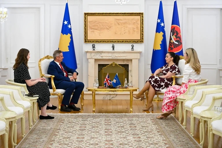 British Ambassador: Political stalemate endangers Kosovo's future, political parties take their place on party interests