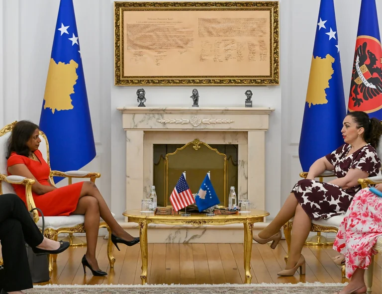 Before the Vjosa Osmani press conference “gets the last” instruction from the US