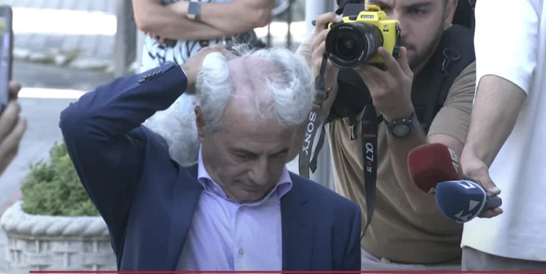 “The state is jeopardising”, Koci relaxes, in protest before the Kosovo Assembly