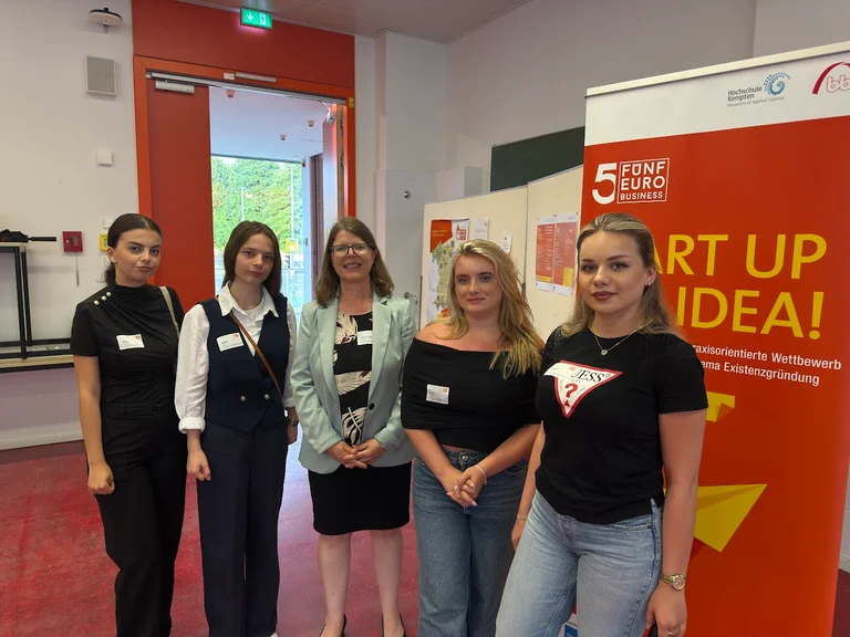 Universum students part of an international project with Germany and Kenya!