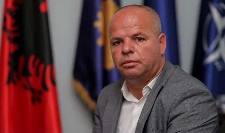 U shpall kryetari me më së shumti premtime të realizuara: Ajo që bën Smajl Latifi kur merr vesh iu lë pa mend
