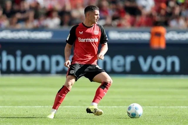 Leverkusen refuses two bids for Jaka