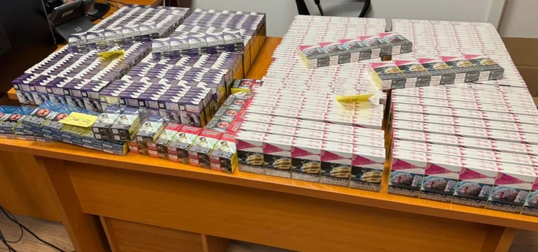 Ils ont volé des cigarettes et de l'argent d'une valeur de 4 700 euros dans le nord, la police arrête deux personnes