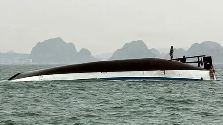 Mindestens 27 Tote nach der Flut des Touristenschiffs in Vietnam