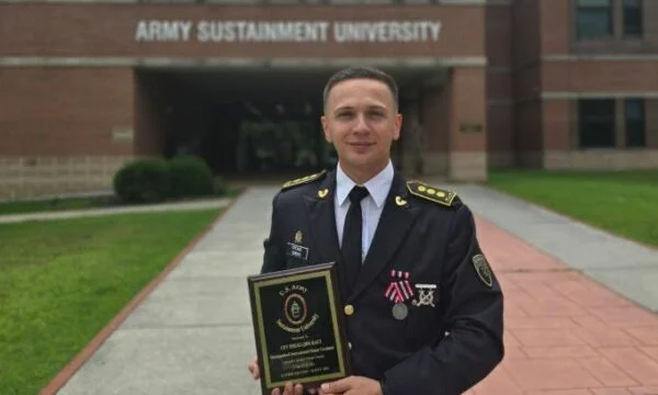 KSF captain graduated from US, honoured at international award
