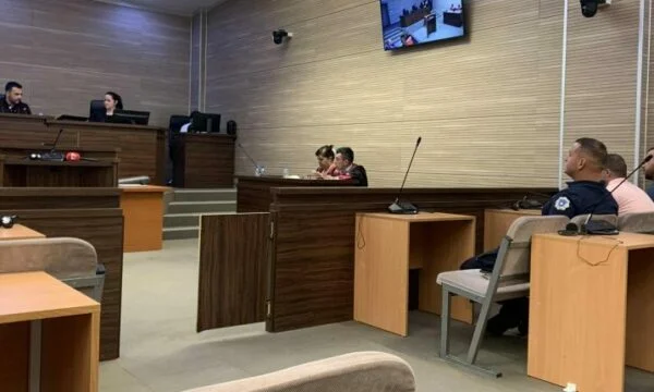Teil der in Fushe Kosovos Mordfall gegebenen Beweise