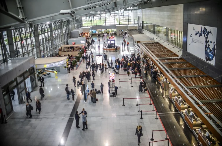 Smuggling is prevented at the airport, Germany's traveler seized at over 12,000 euros