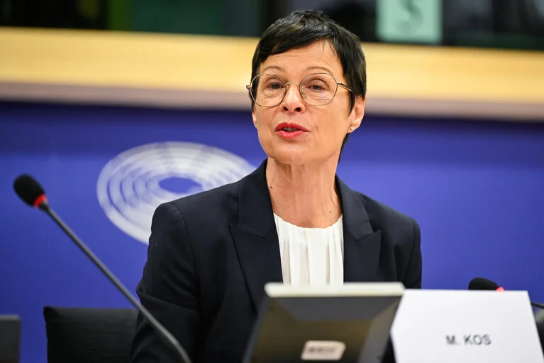 Kos : Serbie en situation difficile, résolution du problème du Kosovo