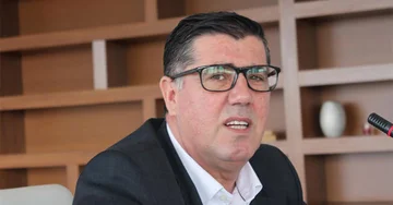 Eso es lo que Haziri llama a la reunión de Kurt con Vuchchi