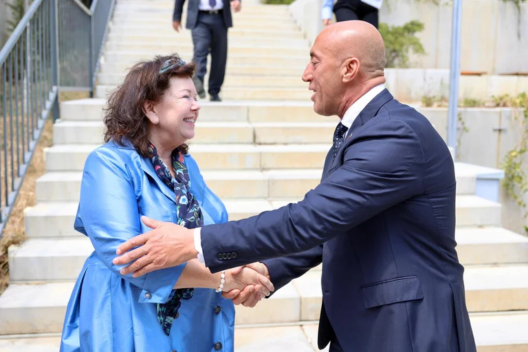 Haradinaj rencontre Emisara Pierre, parle de constitutionnalisation, intégration euro-atlantique