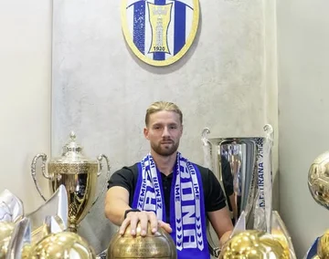 S'e fand sich im Kosovo Fußball, Igli Taras Sohn wird neues Team