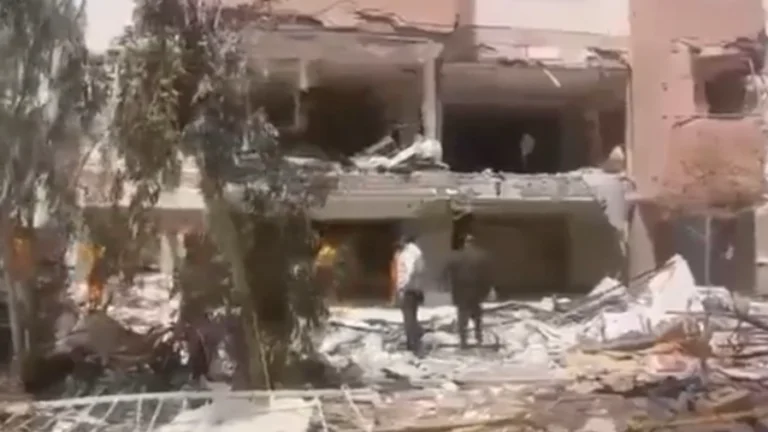 Violando a Irán, siete heridos