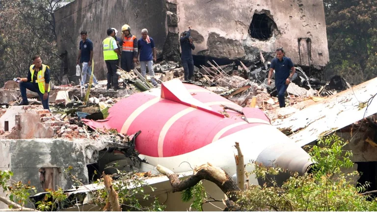 Luftunfall mit 260 Verletzten im Gewebe, Ermittler: Wir sind noch weg von der Entdeckung der Ursache des Flugzeugabsturzes