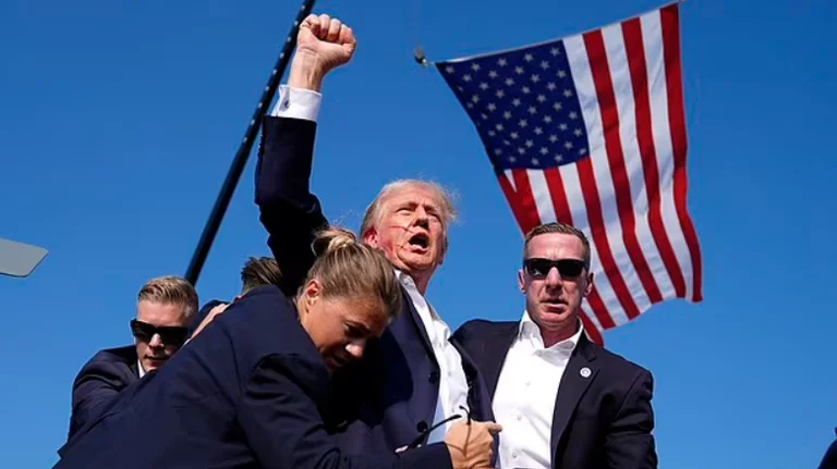 Heute, ein Jahr nach Trumps Ermordung, erinnert sich das Weiße Haus an den Moment.