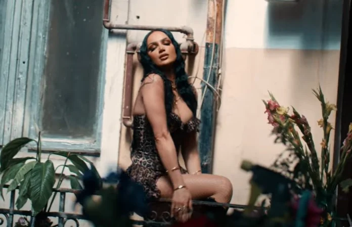 Samantha and Tzance Urganu publish the song “alo Allo-1x>