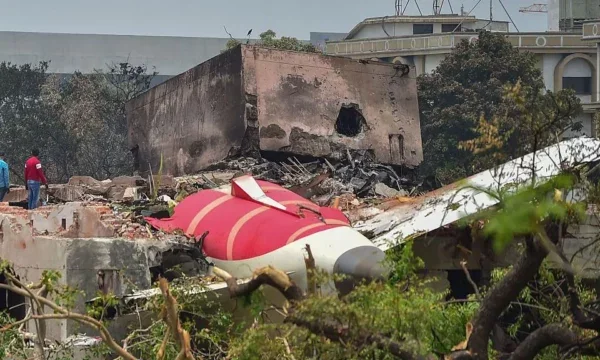 The discovery of Air India's tragic crash one of the pilots deactivated the fuel control keys?