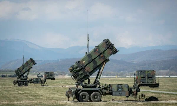 Trump verspricht Patriot-Systeme für die Ukraine durch die NATO
