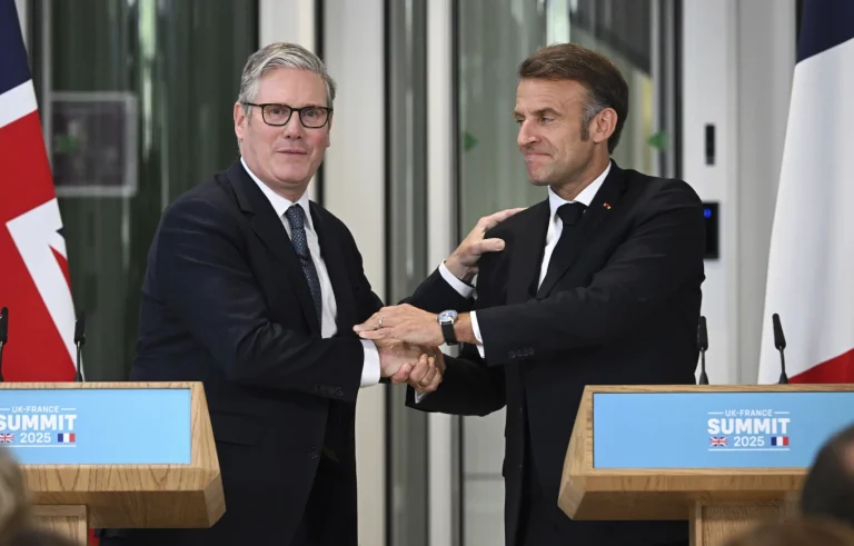 Grande-Bretagne, France Accord sur les migrants illégaux