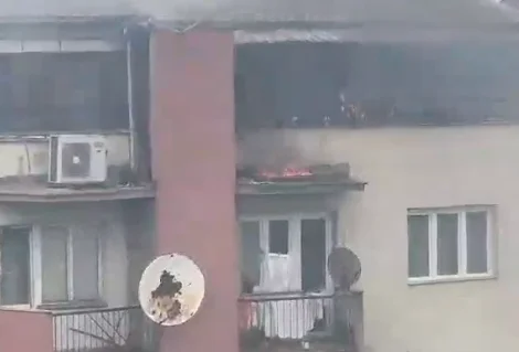 Le feu éclate dans une résidence sur la route U n CK” de la capitale