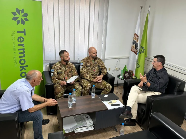 Chief Commander Osmani traf mit italienischen KFOR-Vertretern