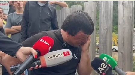Police tear down hotels, clashes with residents: We have only one death left. (Video)