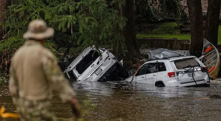 161 personnes encore portées disparues après les inondations au Texas