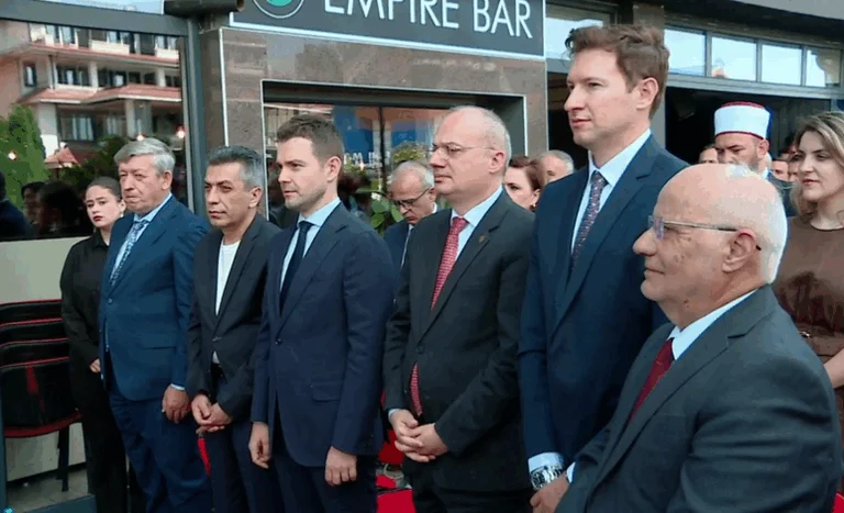 Il consolato albanese si apre a Struga