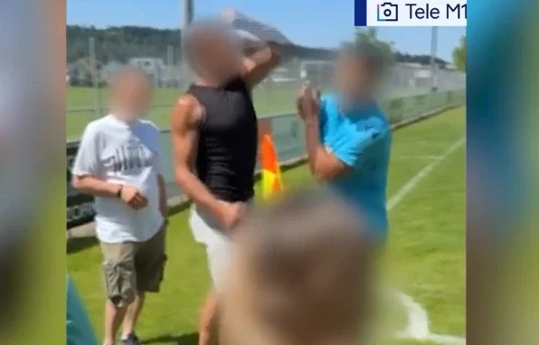 Kosovo-gewurzelte Elternentscheidung des Schweizer Fußballrichters