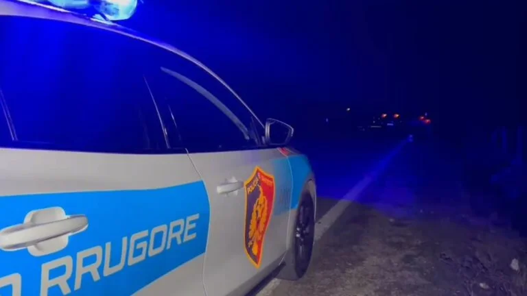 Il corpo decomposing di un uomo si trova nel villaggio di St.