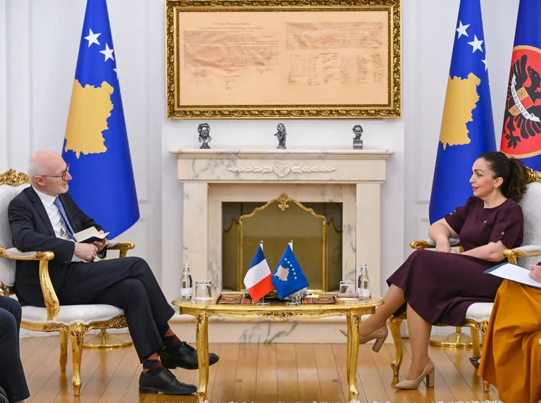 Osman incontra l'ambasciatore francese Guerot, discutere gli sviluppi politici nel paese