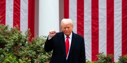 Trump advierte a Irán de nuevos ataques.