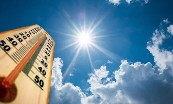 Ky është parashikimi i motit deri ditën e hënë