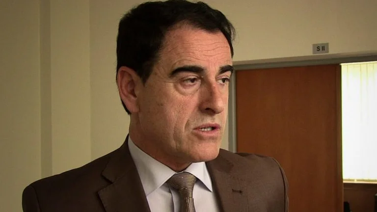 ​Ibishi: Vuçiqi po tensionon situatën në veri për të rritur presionin për themelimin e Asociacionit