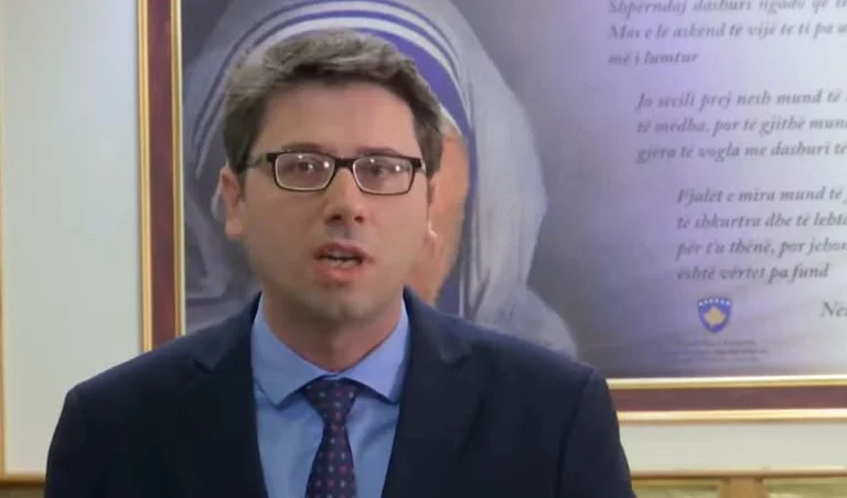 Iron Murat tiene un evento inesperado en el Parlamento.