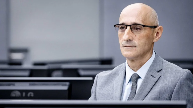 Suffering Punishment: Belgium awaits Calin, that Constitutional