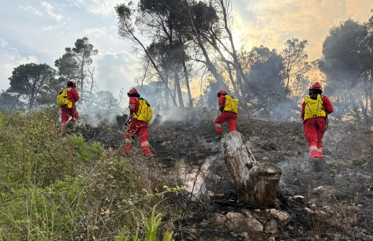 21 Firefronts in Albania One Day, Four Still Active