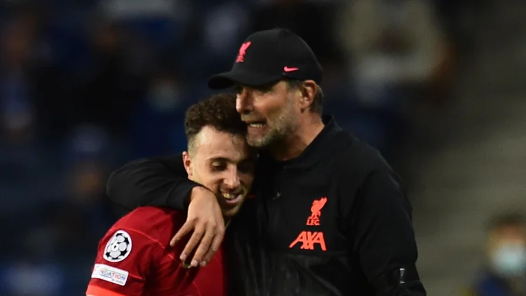 The exciting mailing of Jurgen Klopp to Diogo Yota: We'll miss you so much.