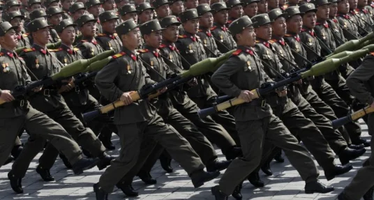 Ucraina: Corea del Nord invierà fino a 30.000 soldati russi