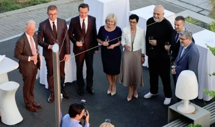Une photo du Sommet pour le Plan de croissance à Skopje, Kurti et Rama sur le site Vuciq est attendue aujourd'hui