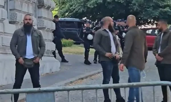 Those accused of attack in Banjska appear in Belgrade guarding Serbia's presidency during mass protest