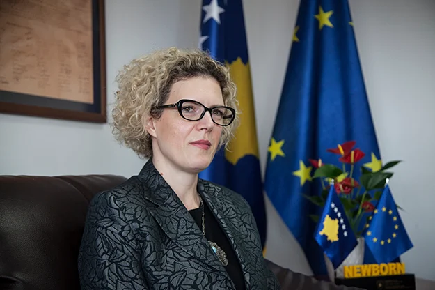 Ish-Ministrja e Integrimeve: Më 13 tetor mund t’i hiqen vizat Kosovës