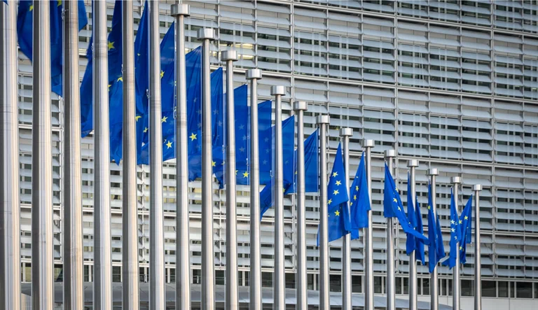 La UE extiende sanciones a Rusia