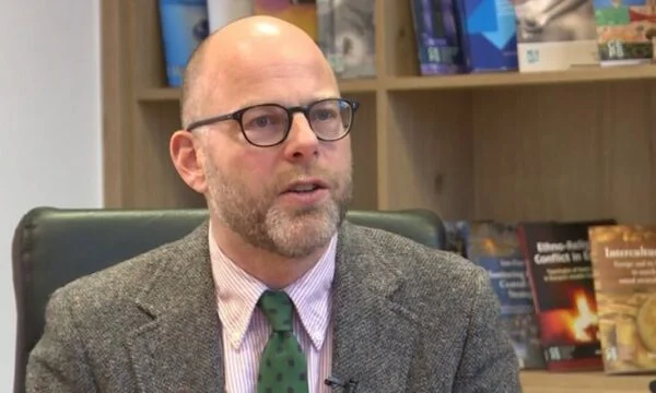 Toby Vogel zum Block des Parlaments: Die Parteien, um die Situation selbst zu sortieren, wäre eine externe Intervention nützlich