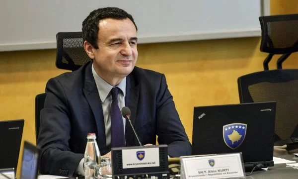 “325 euro per i lehoniani, ma i prezzi volano i cittadini” distruggono Kurti “fest